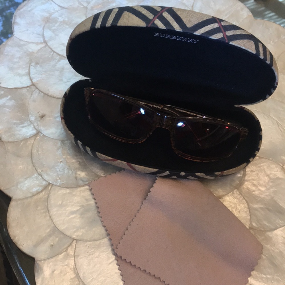 BURBERRY Authentic Unisex Sunglass Frames - PLUS Case & Cleaning Cloth! - Picture 11 of 14